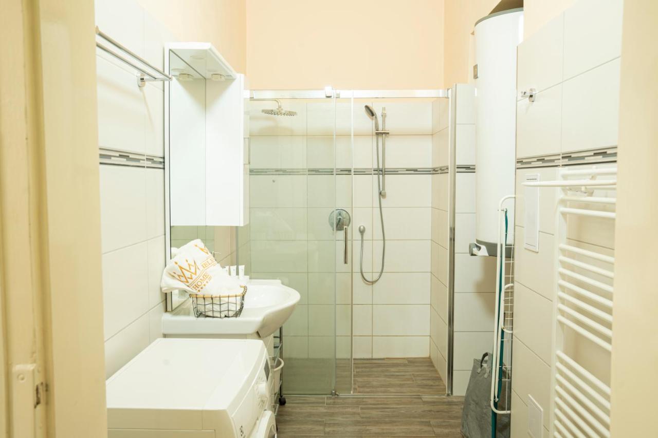 Helen Homestay Vaclavske Namesti Prága Kültér fotó