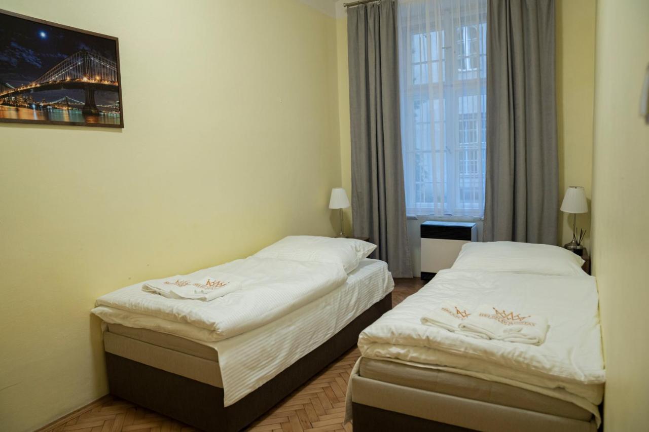Helen Homestay Vaclavske Namesti Prága Kültér fotó