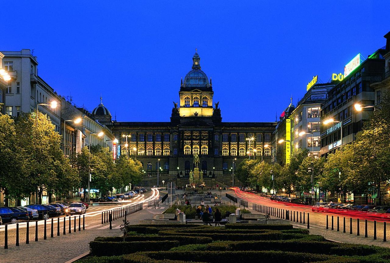 Helen Homestay Vaclavske Namesti Prága Kültér fotó