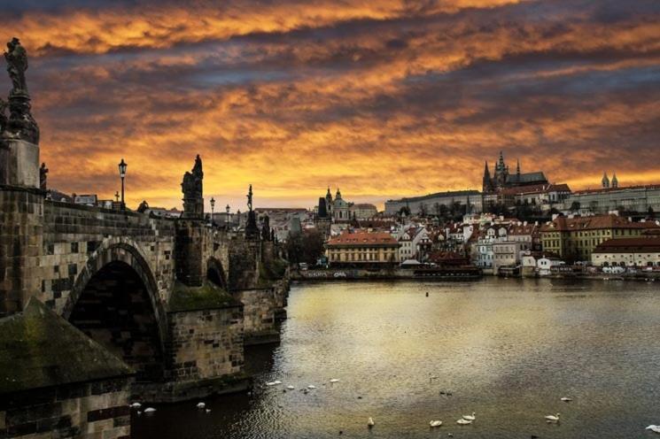 Helen Homestay Vaclavske Namesti Prága Kültér fotó
