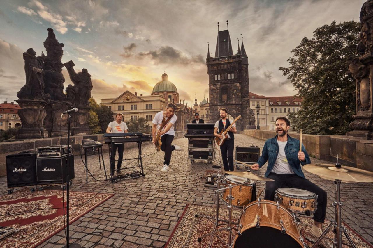 Helen Homestay Vaclavske Namesti Prága Kültér fotó